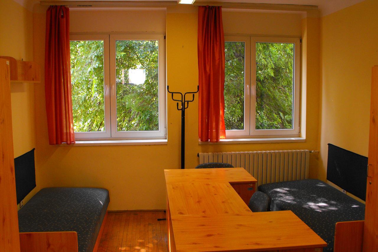 Jozsef Attila Guesthouse Budapest Exterior photo