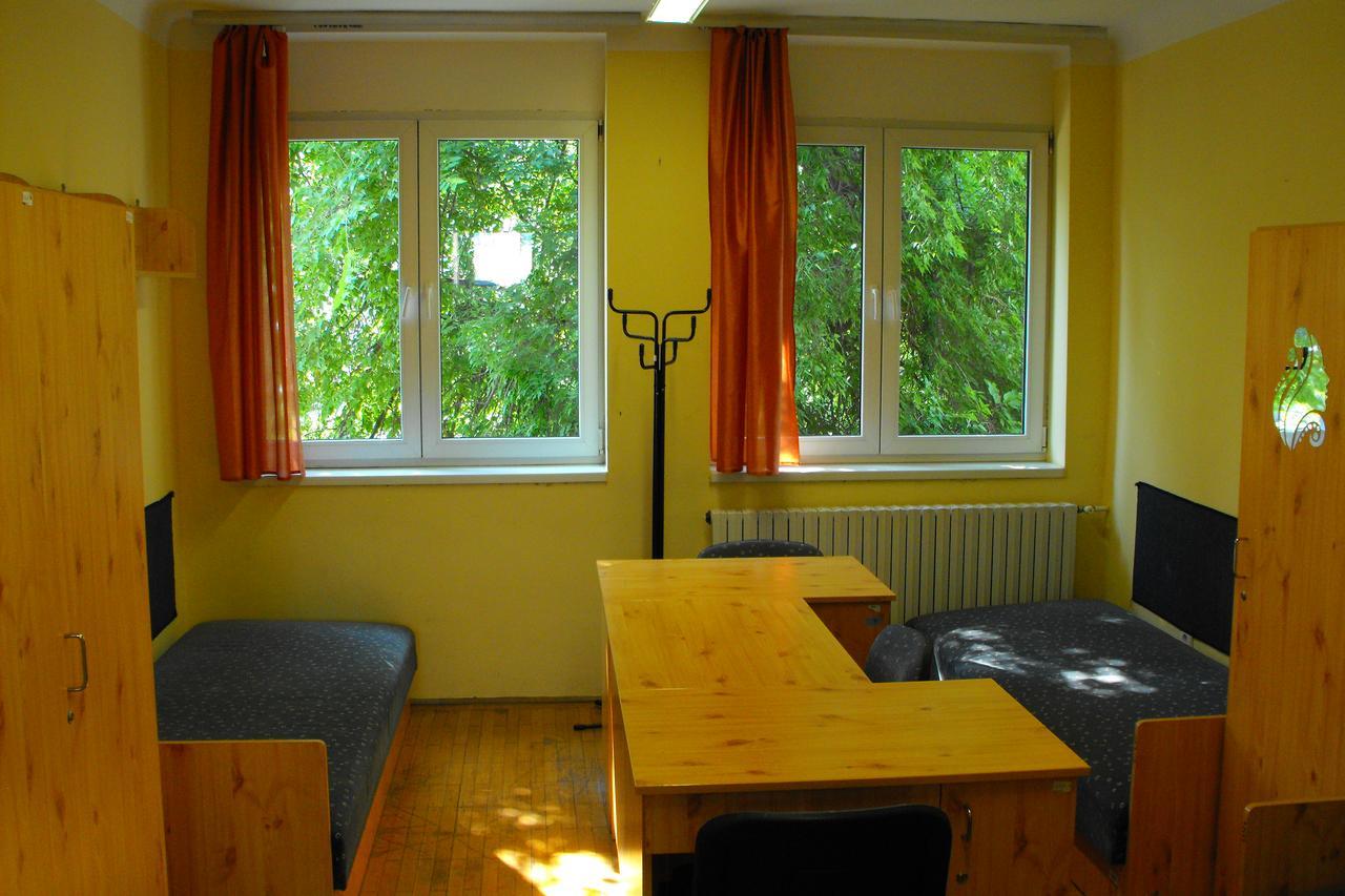Jozsef Attila Guesthouse Budapest Exterior photo